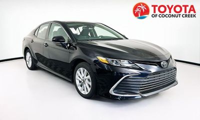 2024 Toyota Camry LE