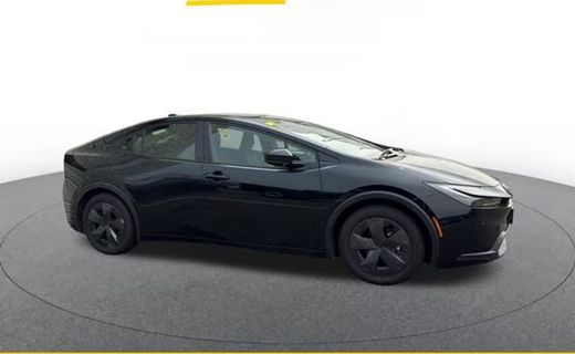 2025 Toyota Prius LE