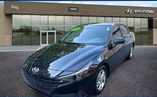 2023 Hyundai Elantra SE