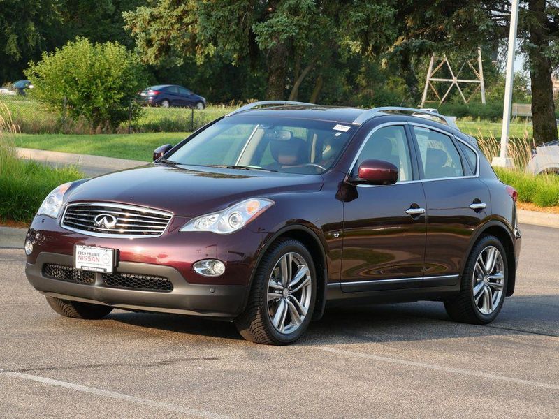 2015 Infiniti QX50 — a typically priced live listing