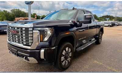 2025 GMC Sierra HD Denali