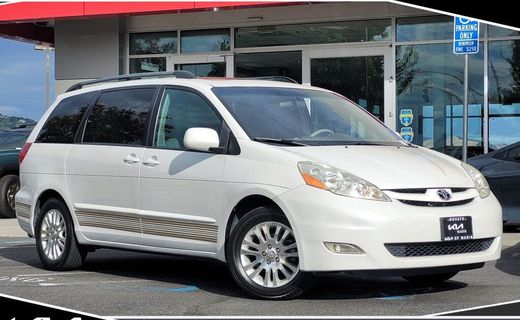 2008 Toyota Sienna XLE
