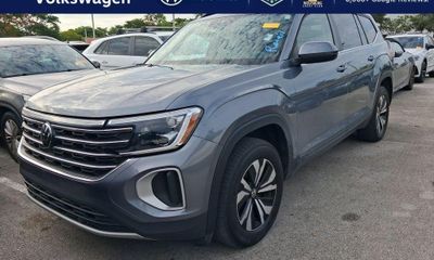 2024 Volkswagen Atlas SE