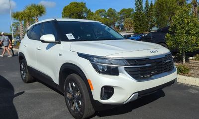 2025 Kia Seltos LX