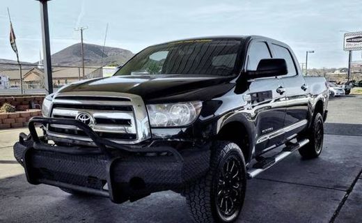 2013 Toyota Tundra SR5