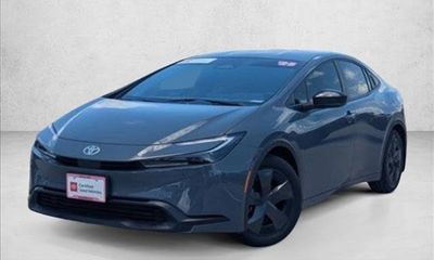 2025 Toyota Prius LE