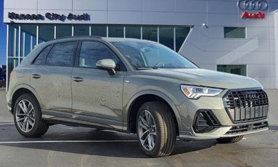 2024 Audi Q3 S Line Quattro