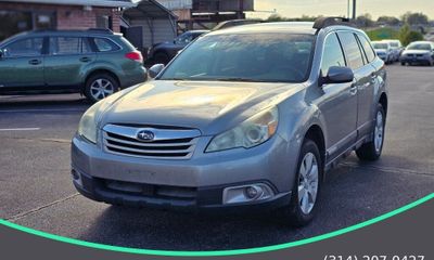 2011 Subaru Outback Premium CWP