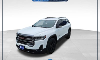 2022 GMC Acadia AT4