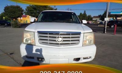 2002 Cadillac Escalade Luxury
