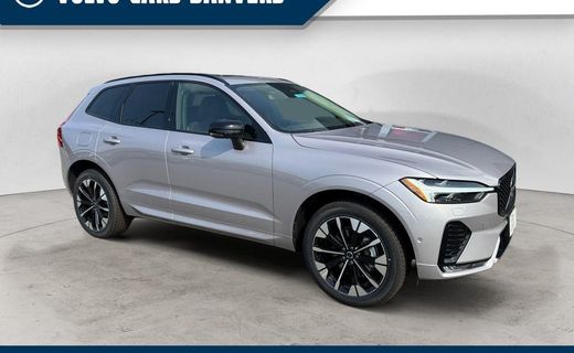 2026 Volvo XC60 Plus Dark
