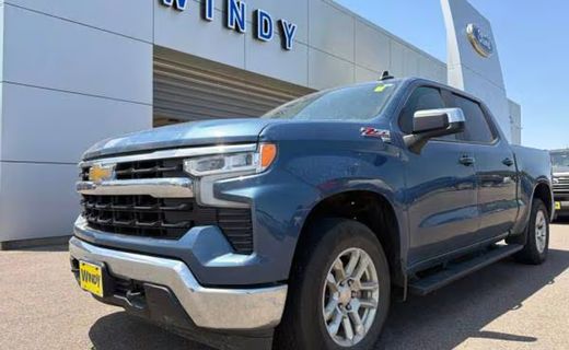 2024 Chevrolet Silverado LT