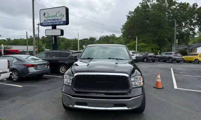 2019 Ram 1500 SLT
