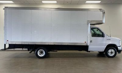 2023 Ford E-450 Super Duty