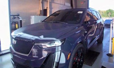 2025 Cadillac XT6 Sport