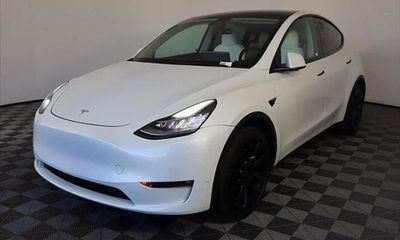 2022 Tesla Model Y Long Range
