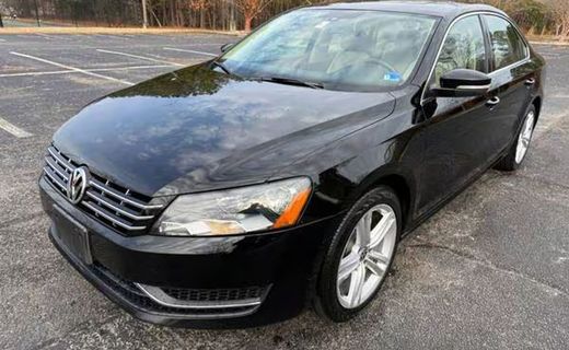 2015 Volkswagen Passat SE