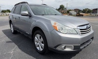2010 Subaru Outback Premium