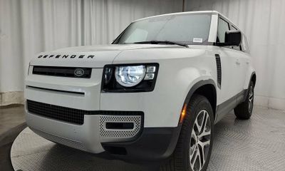 2023 Land Rover Defender 130 S