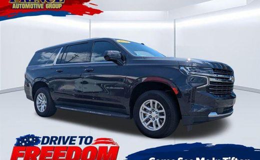 2022 Chevrolet Suburban LT