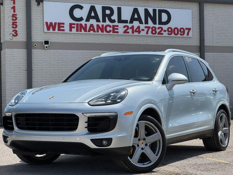 2016 Porsche Cayenne — a typically priced live listing