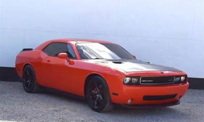 2010 Dodge Challenger SRT8
