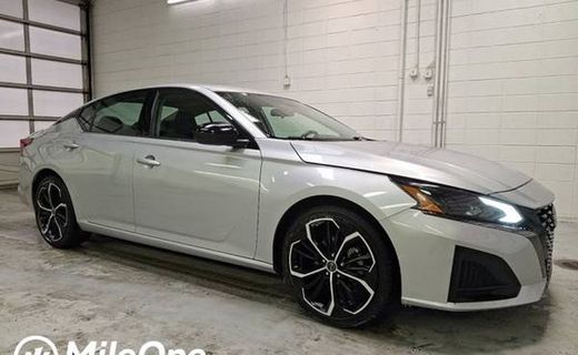 2024 Nissan Altima SR