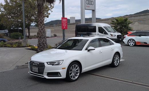 2019 Audi A4 Premium Plus