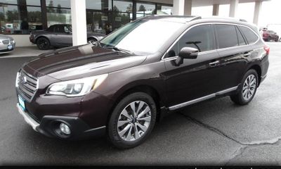 2017 Subaru Outback Touring M R