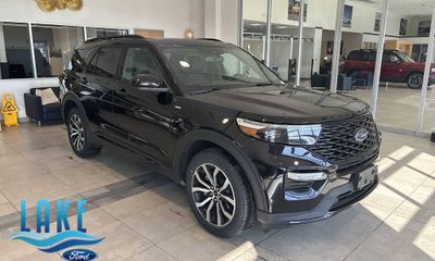 2023 Ford Explorer ST Line