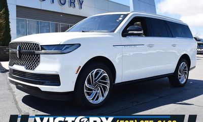 2025 Lincoln Navigator L Reserve