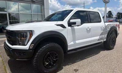 2023 Ford F-150 SuperCrew Raptor
