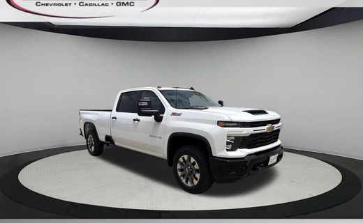 2026 Chevrolet Silverado HD Custom