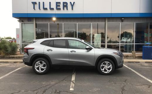 2026 Chevrolet Trax LS