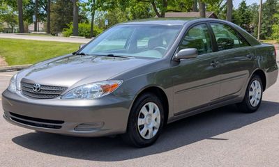2002 Toyota Camry SE