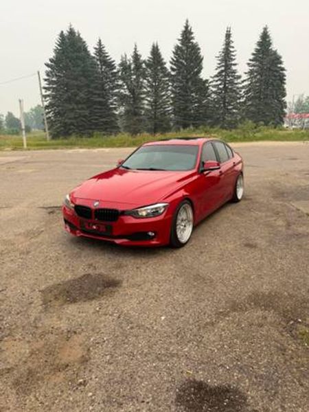 2013 BMW 320i — a typically priced live listing