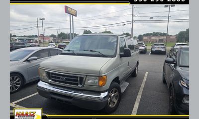 2006 Ford E-150 Chateau