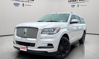 2023 Lincoln Navigator L Reserve