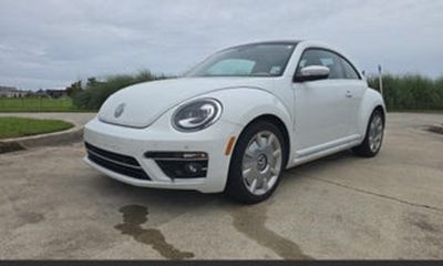 2018 Volkswagen Beetle SE