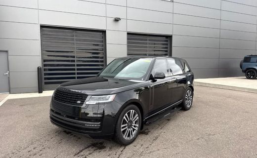 2024 Land Rover Range SE