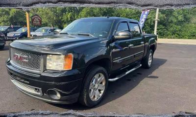 2007 GMC Sierra Denali