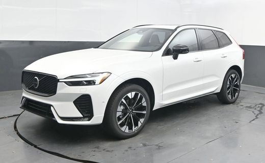2026 Volvo XC60 Plus Dark
