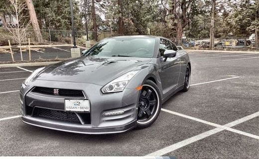 2014 Nissan GT-R Premium
