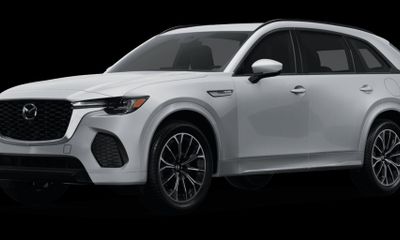2025 Mazda CX-70 Premium Package