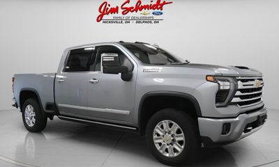 2025 Chevrolet Silverado HD High Country