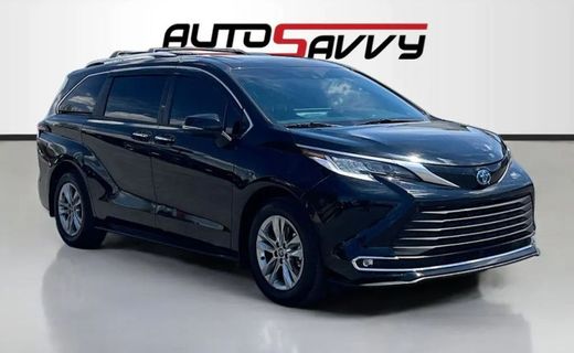 2025 Toyota Sienna Limited