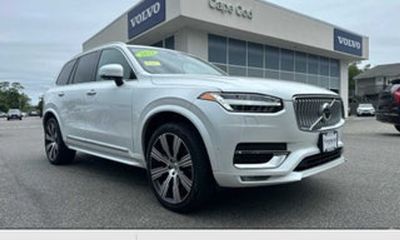 2023 Volvo XC90 Plus Bright