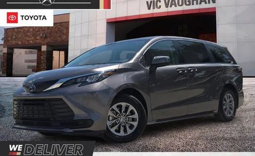 2024 Toyota Sienna LE