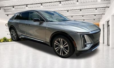 2026 Cadillac Lyriq Premium Luxury