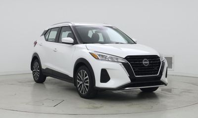 2022 Nissan Kicks SV